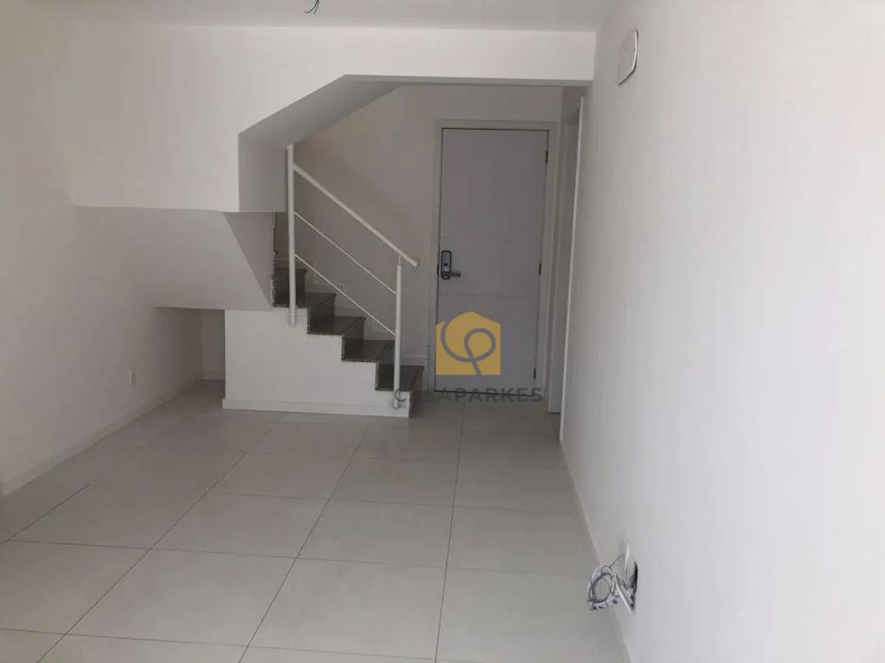 Unfurnished apartment with 3 bedrooms and balcony grill — photo 6