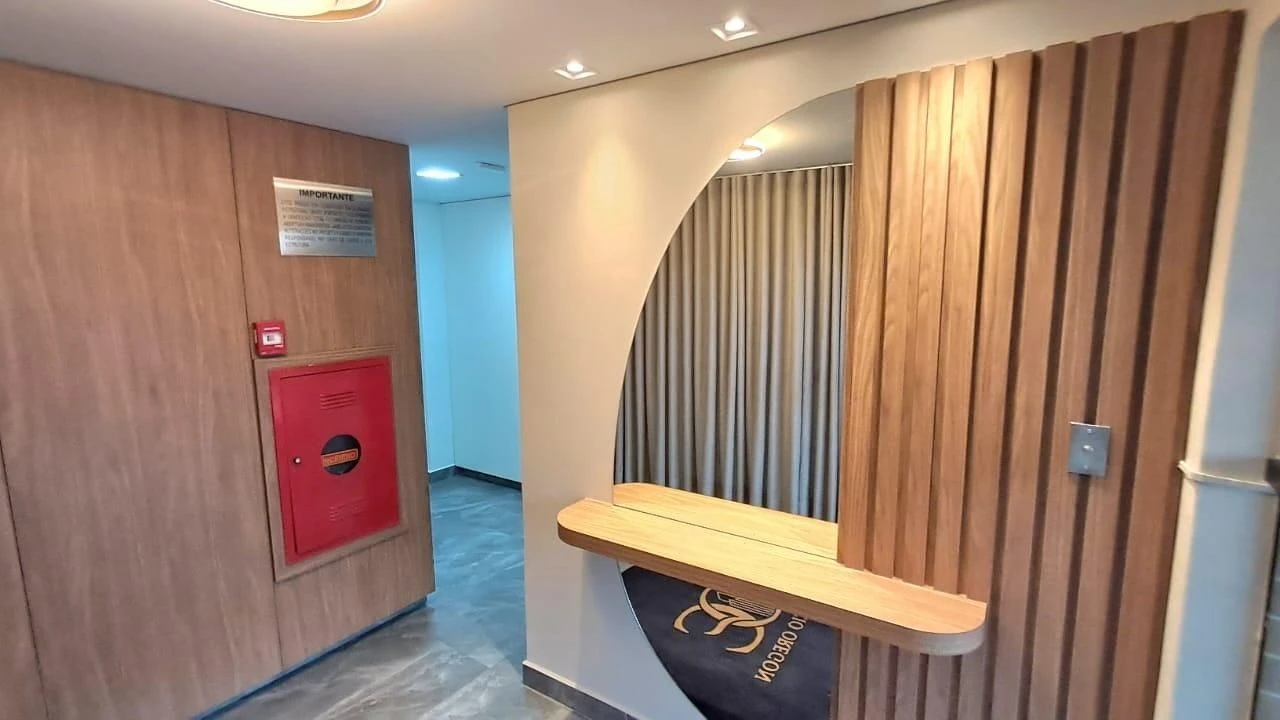 Apartment, 69 m², with wood or laminate floors — photo 12