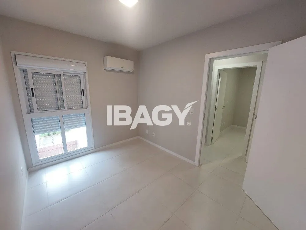3-bedroom apartment with a grill on the balcony — photo 18