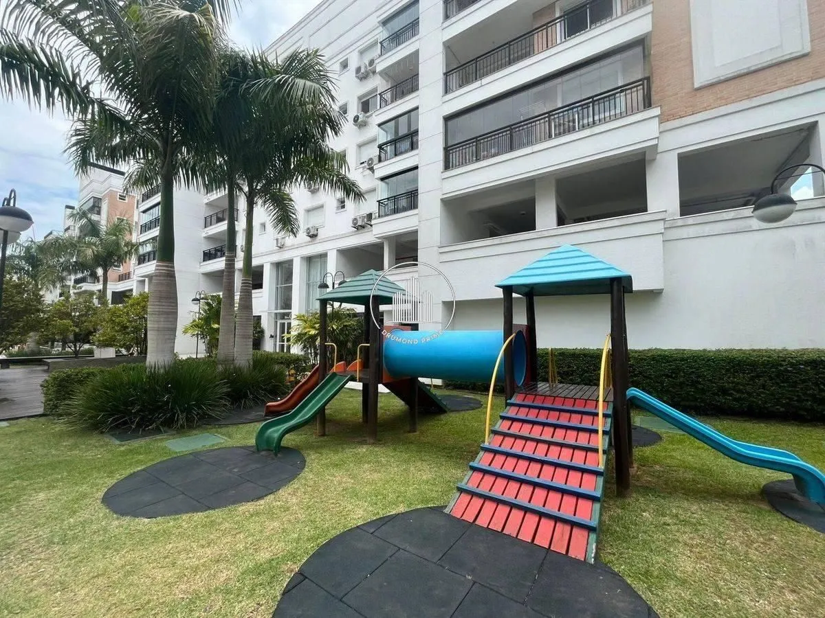 3-bedroom apartment 154 m² with 2 parking spaces — photo 30