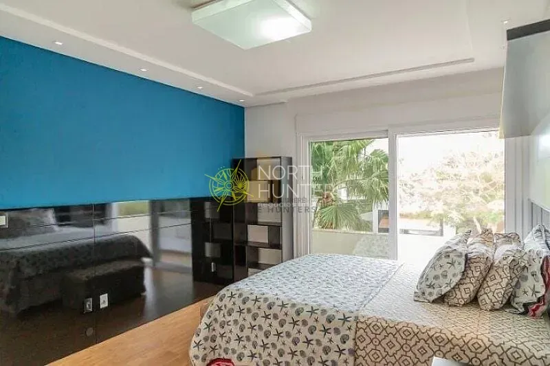 Furnished house with 7 bedrooms and open-plan gas kitchen — photo 17