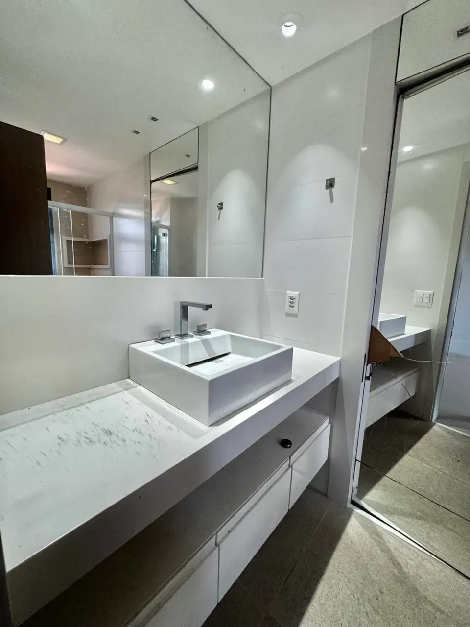 Unfurnished apartment with 3 bedrooms and open kitchen — photo 7