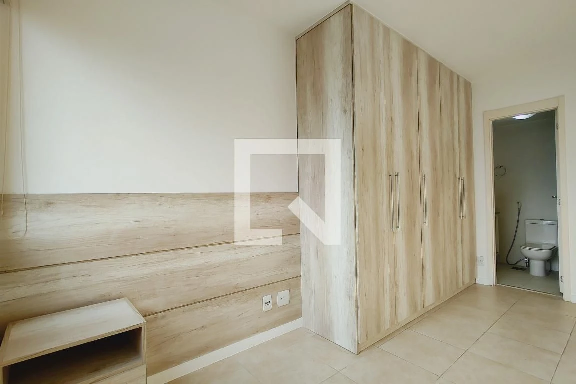 Apartamento, 70 m², com janelas do piso ao teto — photo 10