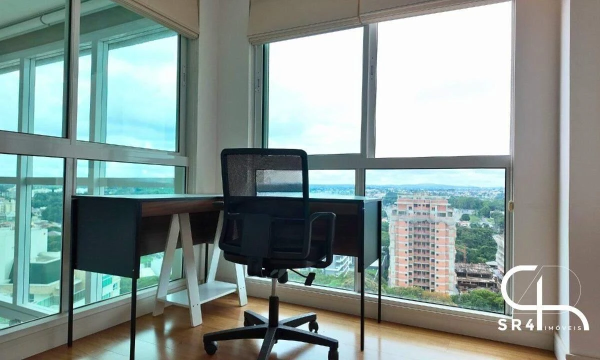 Furnished 186 m² apartment with 4 bedrooms and 2 en-suites — photo 7