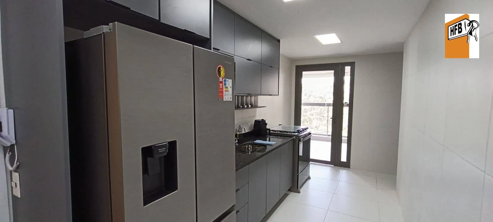 151 m² apartment with 3 bedrooms and 5 bathrooms — photo 30