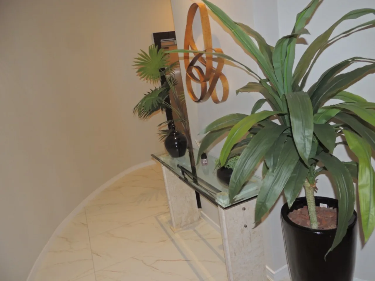 Apartamento mobiliado 1 quarto com cozinha americana e 2 vagas — photo 18