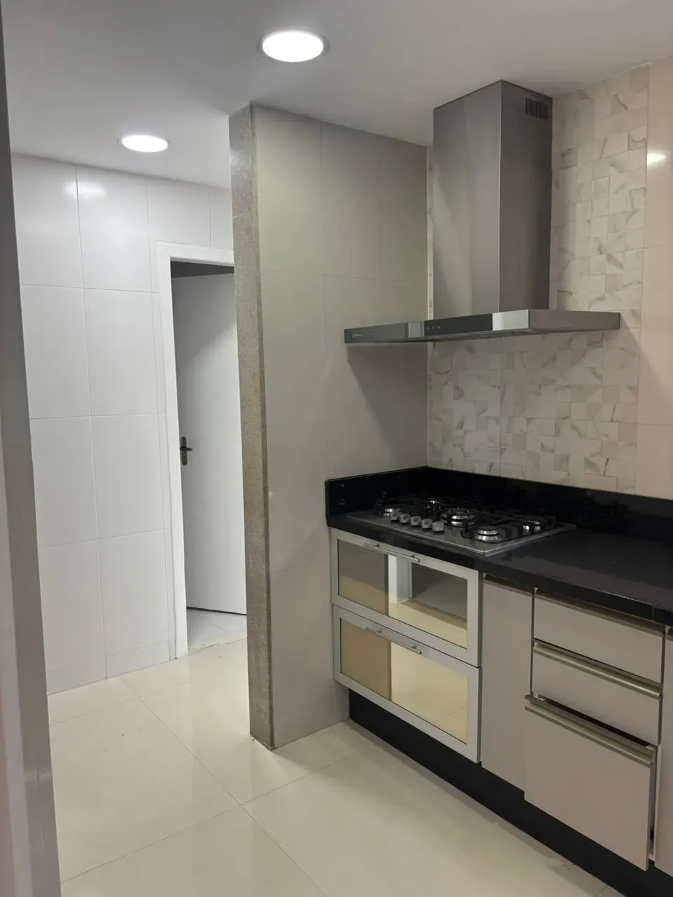 Furnished triplex house 280 m² with 3 bedrooms and 5 baths — photo 11