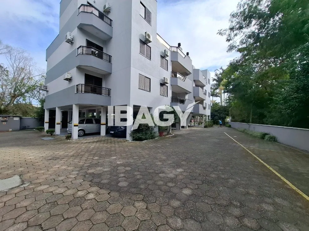 Apartamento amueblado de 3 dormitorios con balcón y parrilla — photo 19
