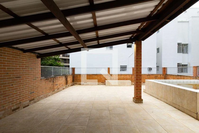 293 m² apartment with 3 bedrooms and private garden — photo 30