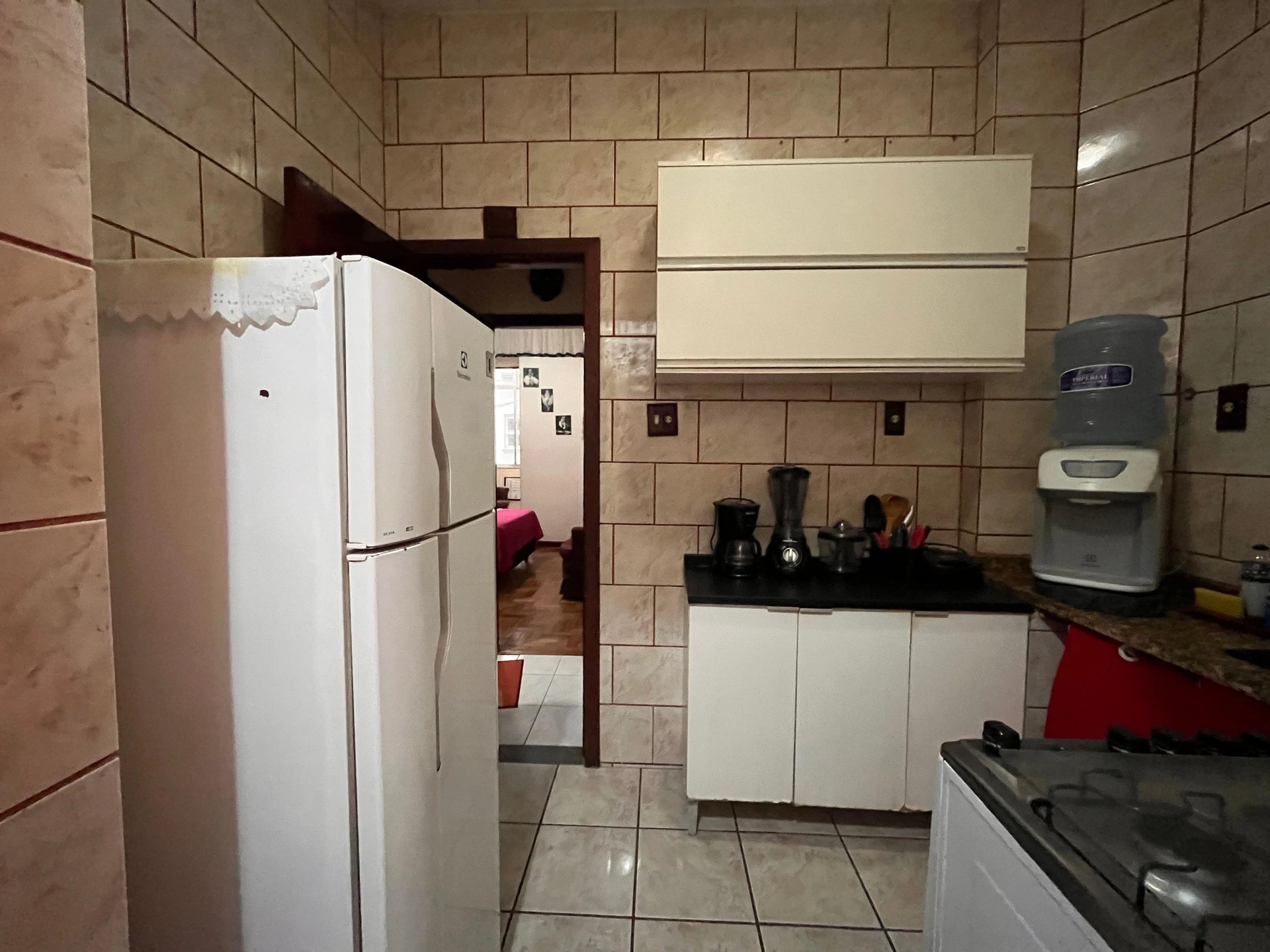 Furnished 2-bedroom apartment with a separate kitchen — photo 2
