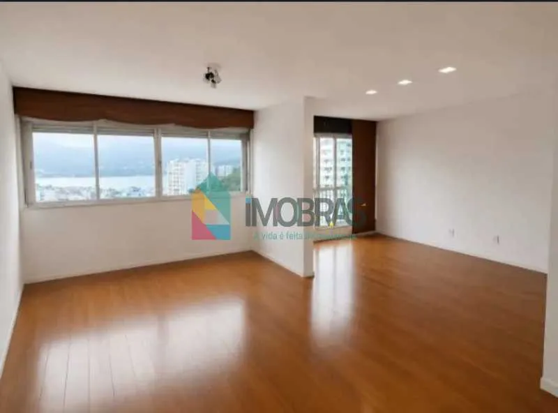 Water view in a 3-bedroom apartment, 134 m² — photo 6