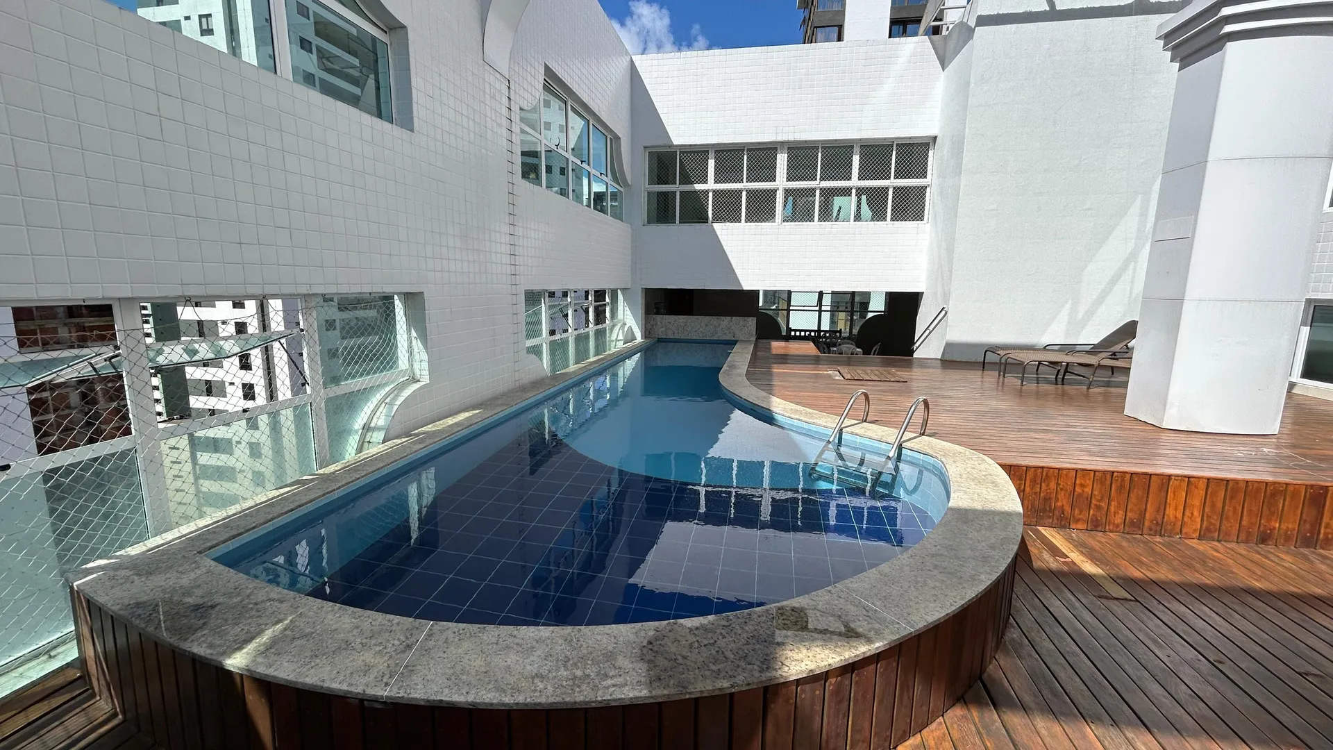 3-bedroom rental apartment with a private suite — photo 14