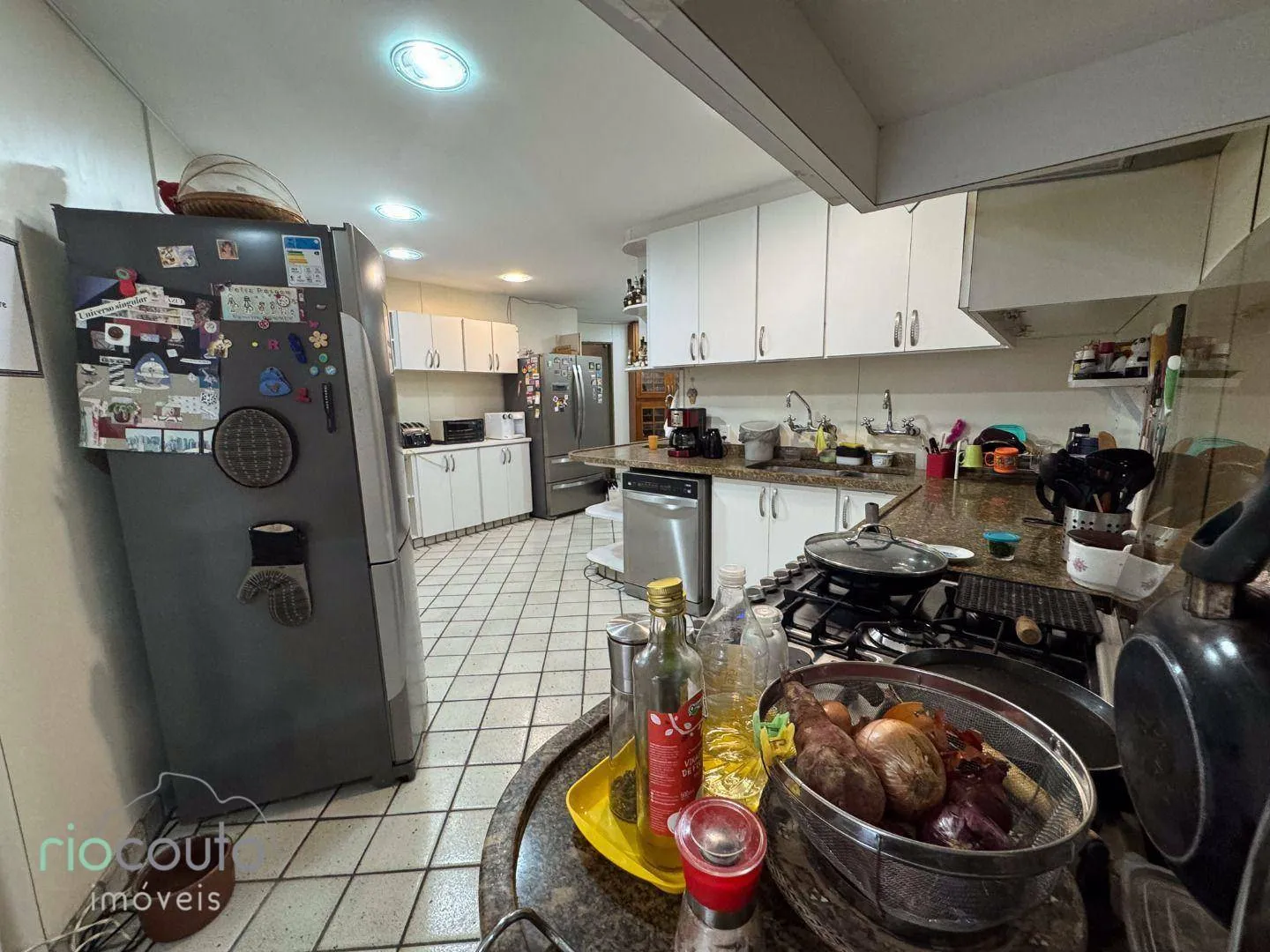 Apartment with 4 bedrooms and balconies, 370 m² — photo 53