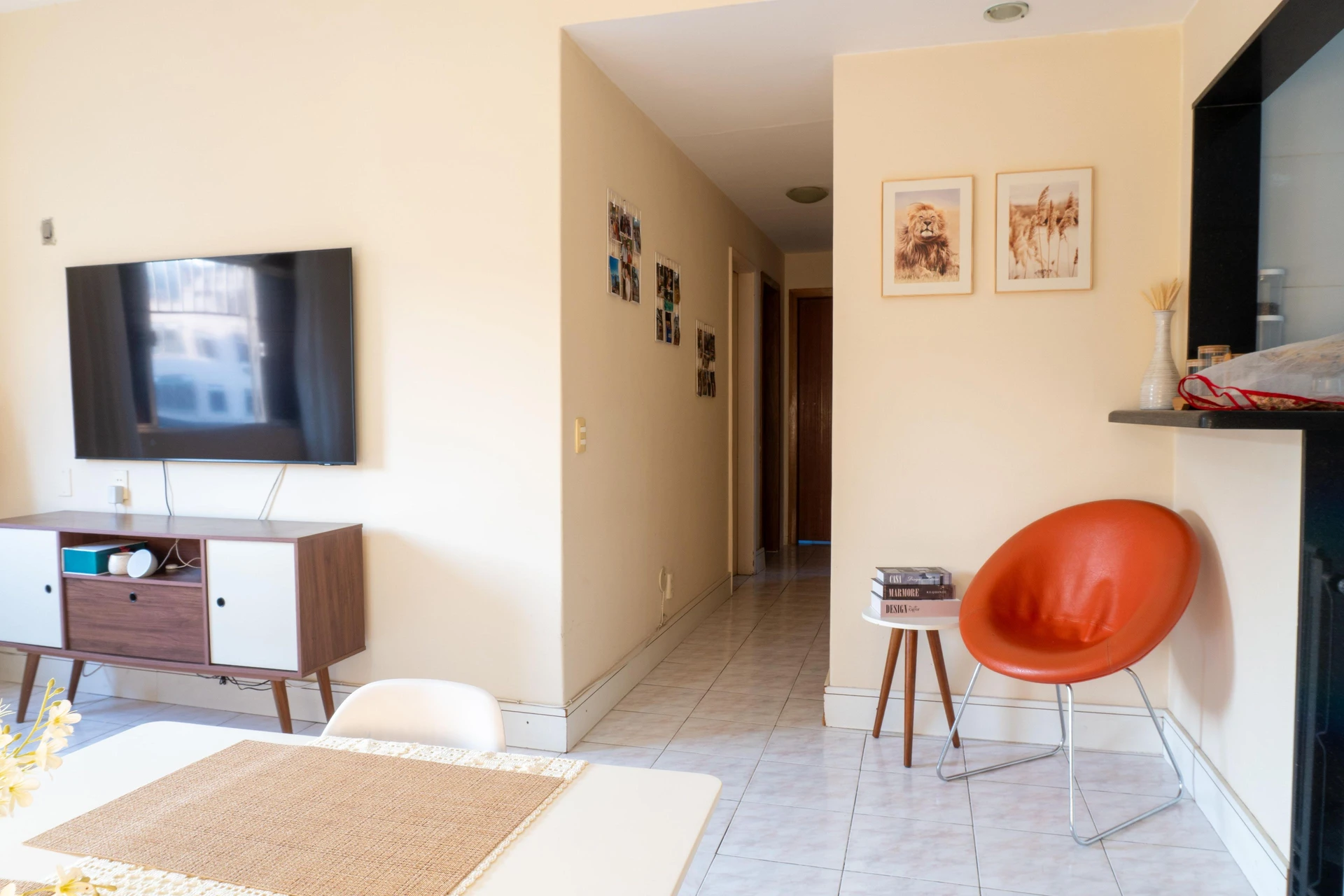 Furnished 3-bedroom apartment with 2 bathrooms — photo 24