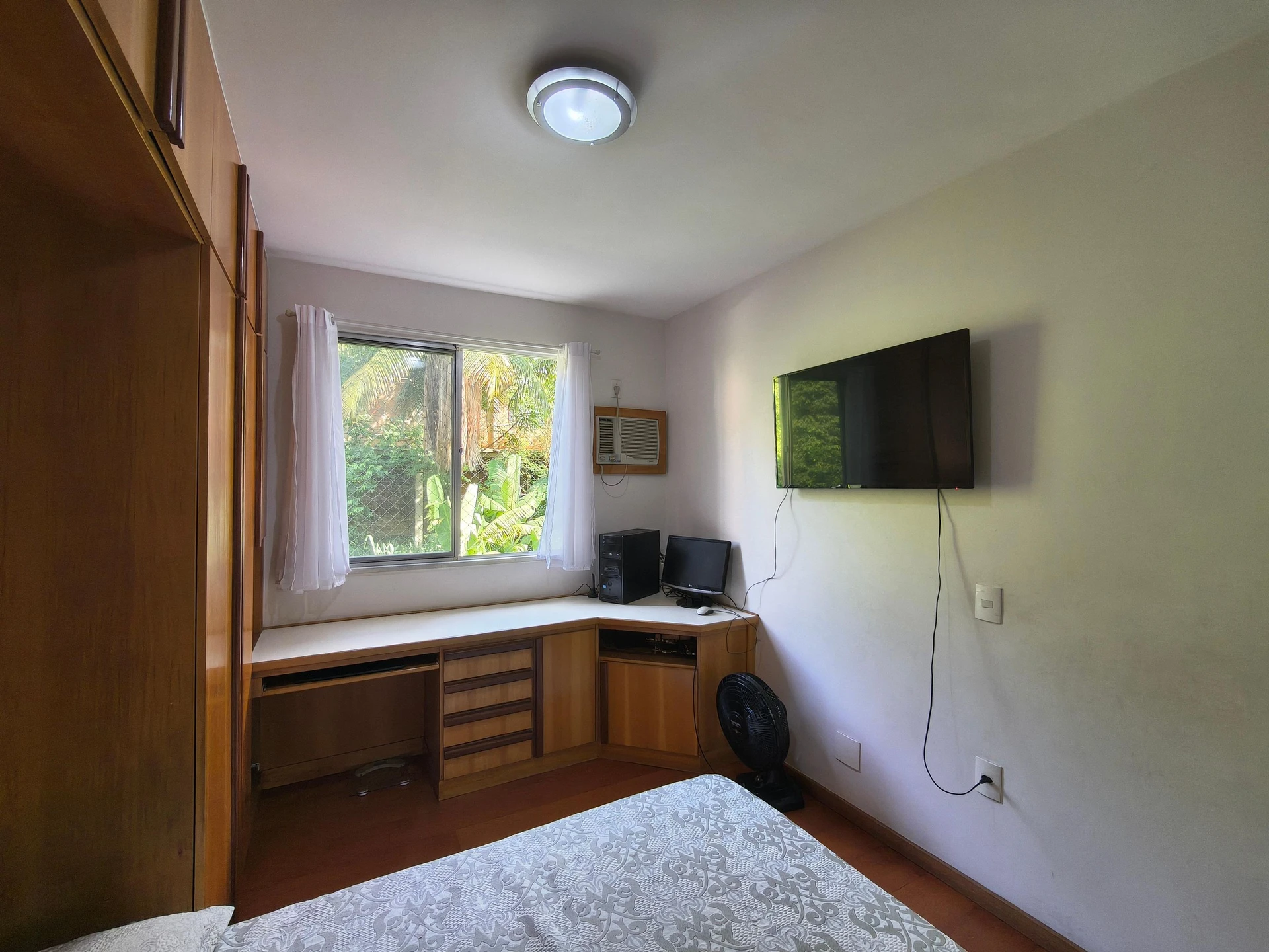 Apartamento amueblado con 3 dormitorios y balcón — photo 6