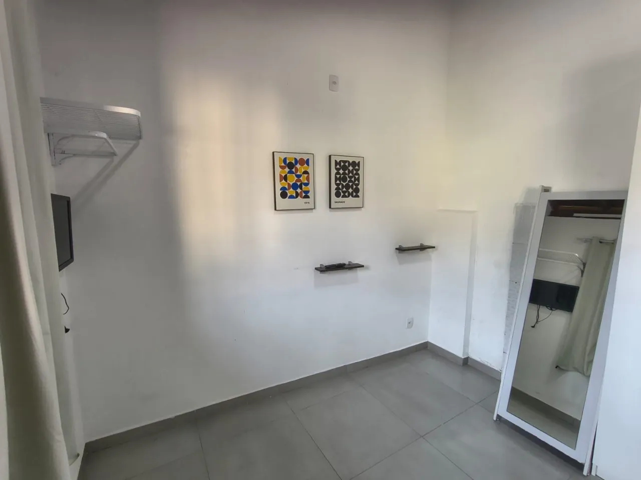 1-bedroom apartment with open-plan kitchen and 22 m² — photo 14