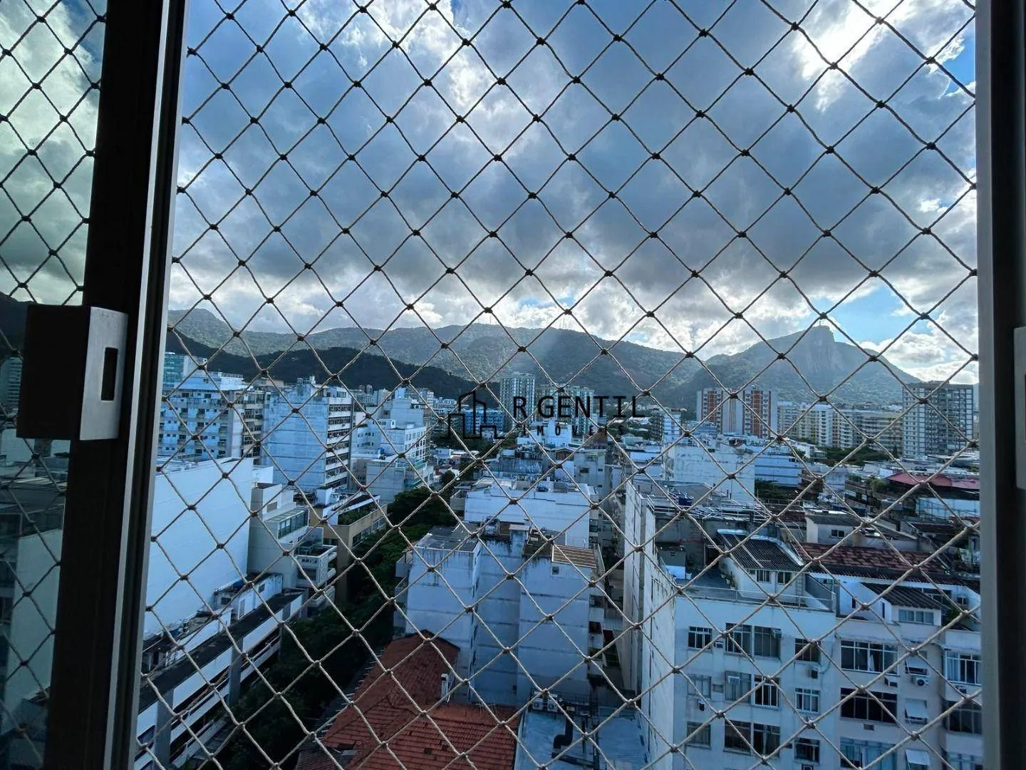 Apartamento para alugar com 3 dormitórios e 3 banheiros — photo 19