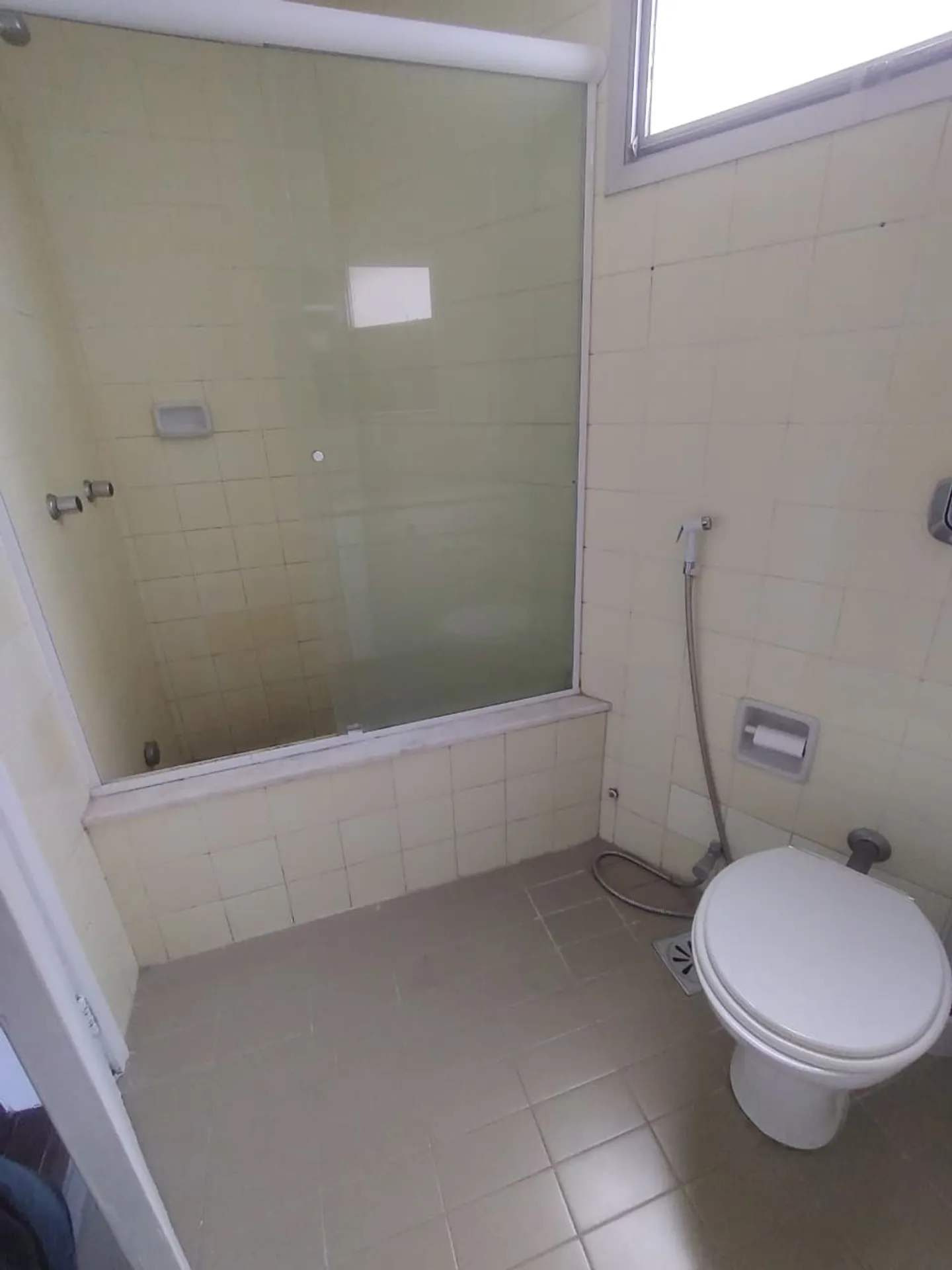 Rental apartment with 96 m², 2 bedrooms and 2 bathrooms — photo 23