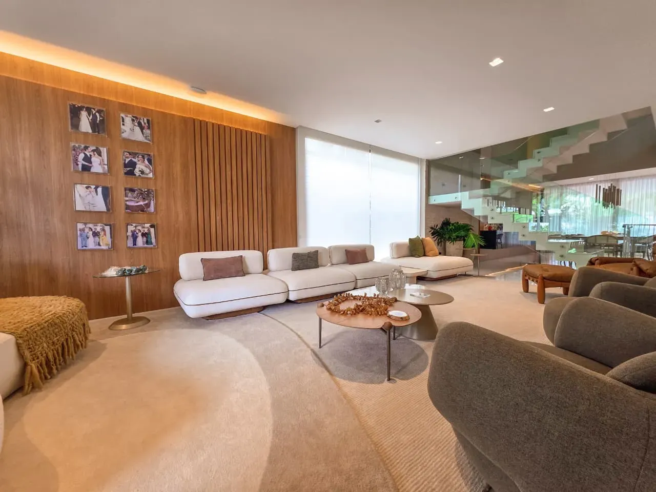 Furnished house, 920 m², with a bathtub — photo 13