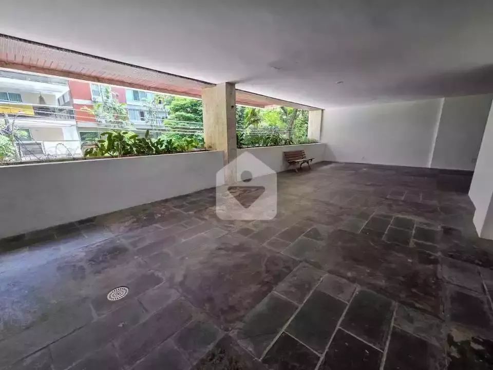 Furnished duplex penthouse with 4 bedrooms and 264 m² — photo 13