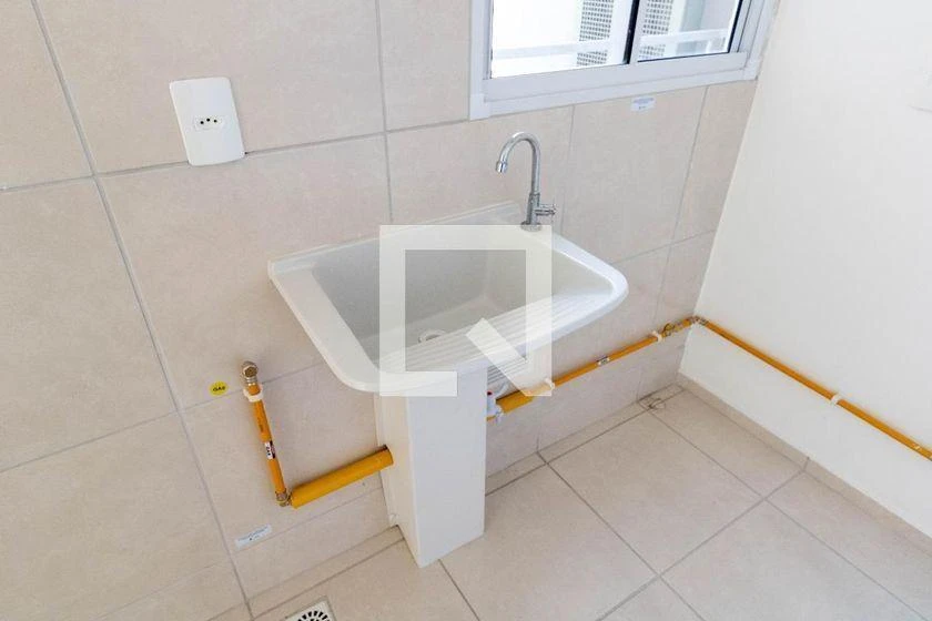 Apartamento sem mobília com 2 quartos e 47 m² — photo 41