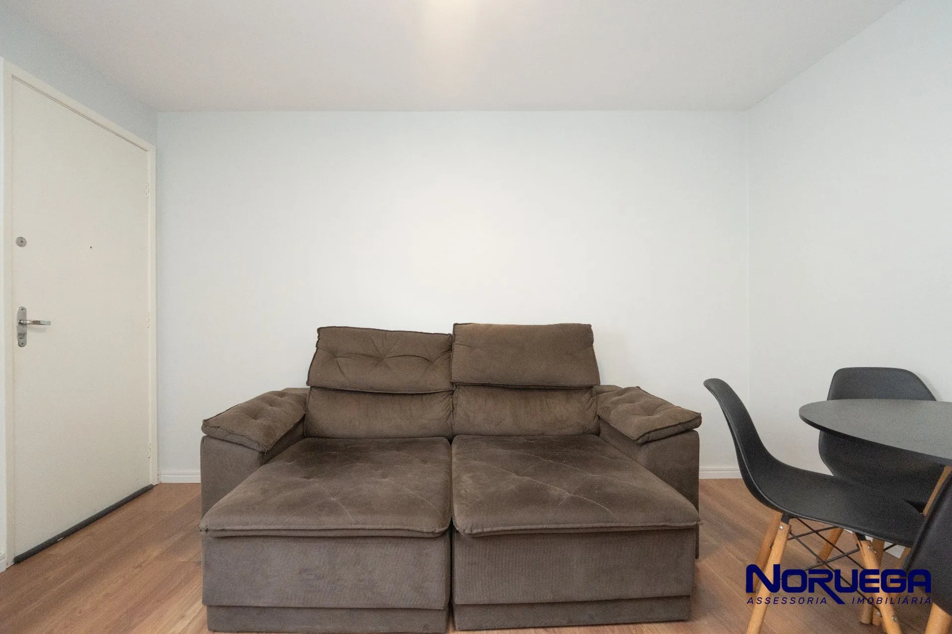 3-bedroom apartment with a washing machine in Curitiba — photo 9