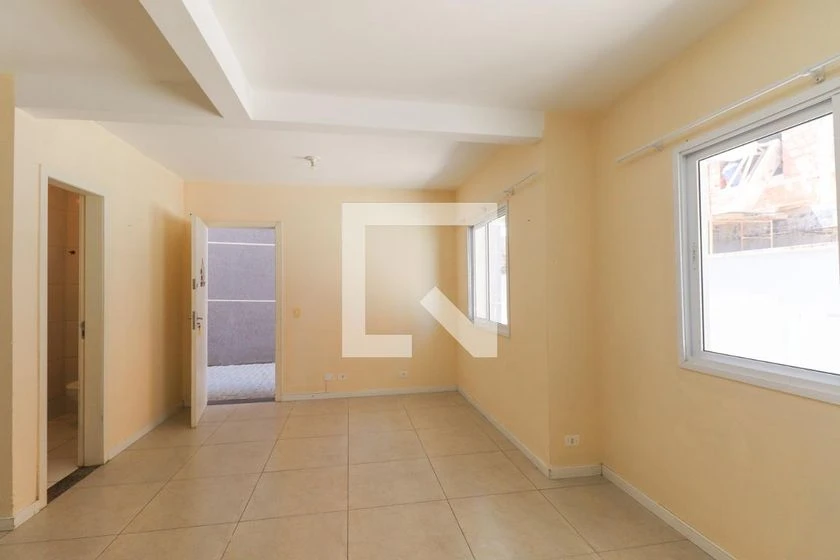 Unfurnished house with 3 bedrooms and private garden — photo 4