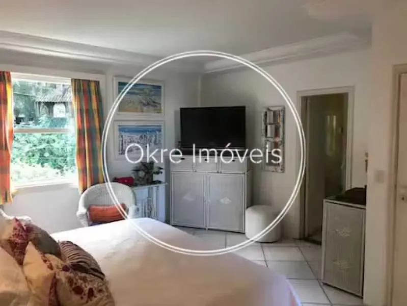 Casa com 6 quartos e 950 m², 2 vagas e cozinha fechada — photo 27