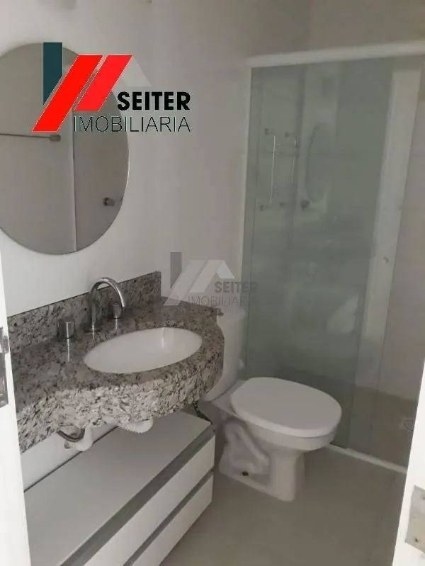 110 m² apartment with 2 bedrooms, 1 suite, balcony — photo 49