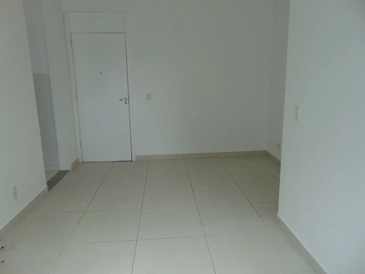 2-bedroom apartment with private garden and parking — photo 12
