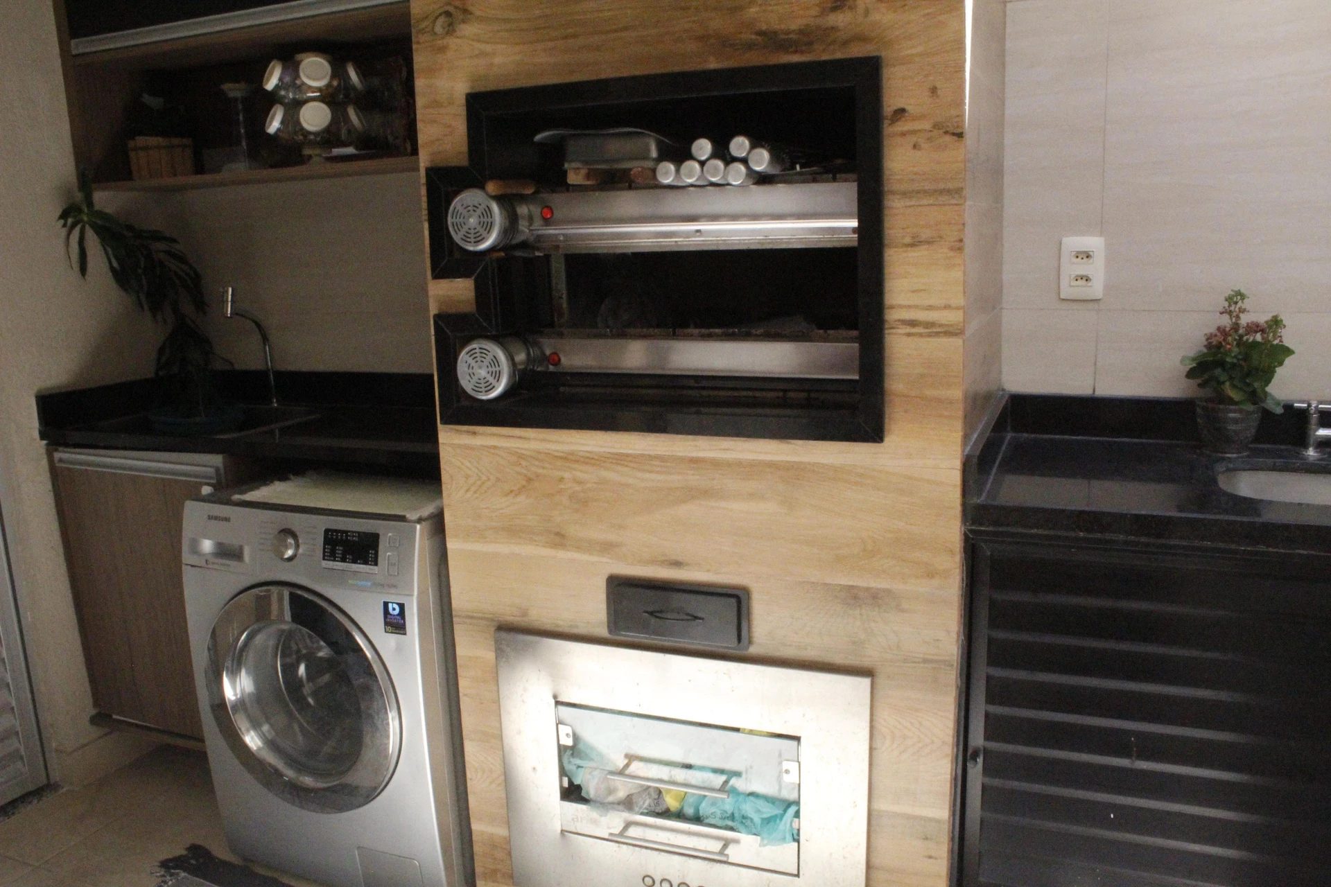 Furnished house with 4 bedrooms and private BBQ — photo 21