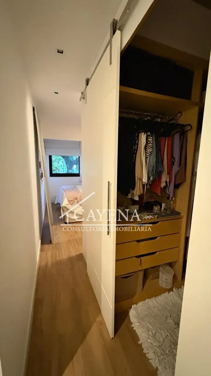 Furnished 3-bedroom apartment with a gas stove — photo 18