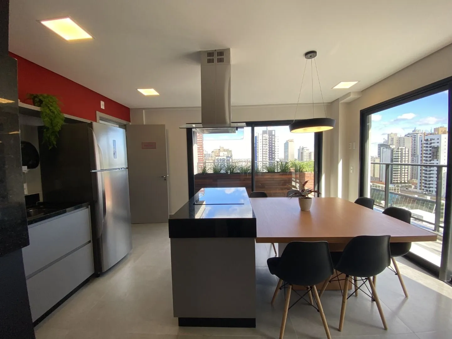 Furnished studio with open-plan kitchen and AC — photo 14