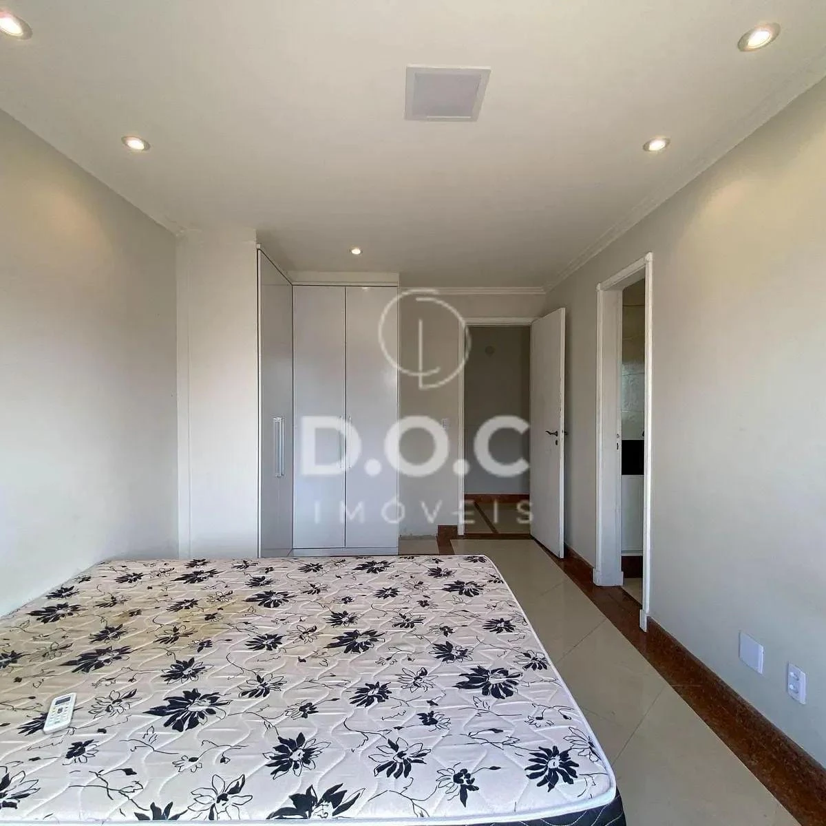 Duplex penthouse for rent with 5 en-suite bedrooms — photo 46