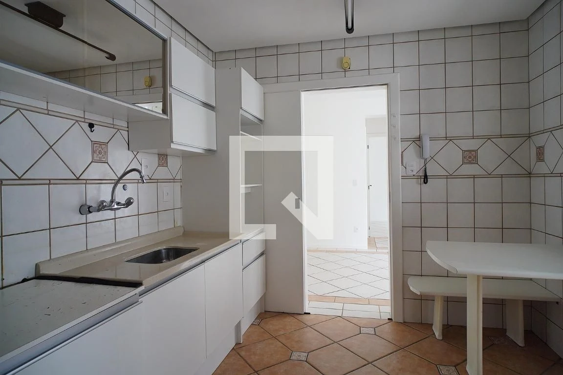Вид на воду и 2 спальни: квартира 69 м² — photo 16
