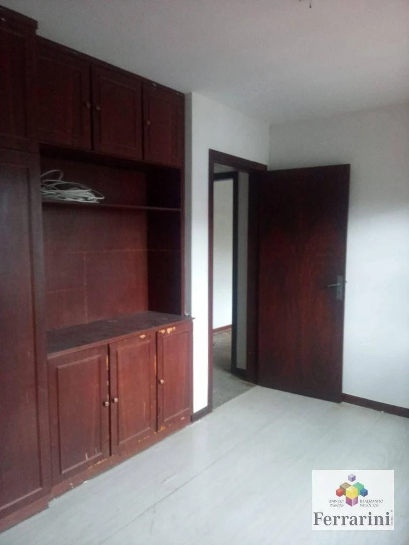 Ванна и 5 спален: дом 254 м² — photo 4