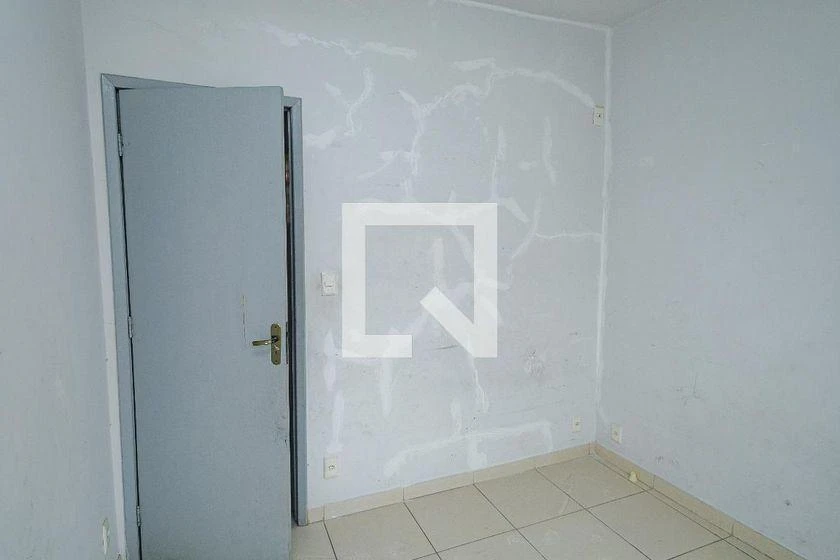 Rental apartment with 2 bedrooms and a balcony — photo 15