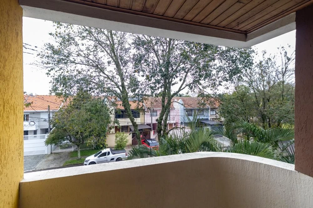 2-bedroom apartment in a building with a gym — photo 15