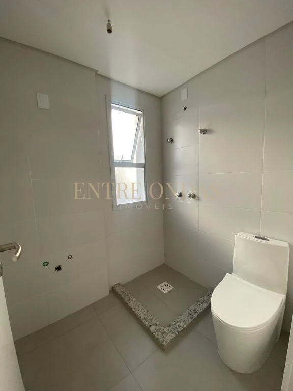 Apartamento de 128 m² con 3 dormitorios y piscina privada