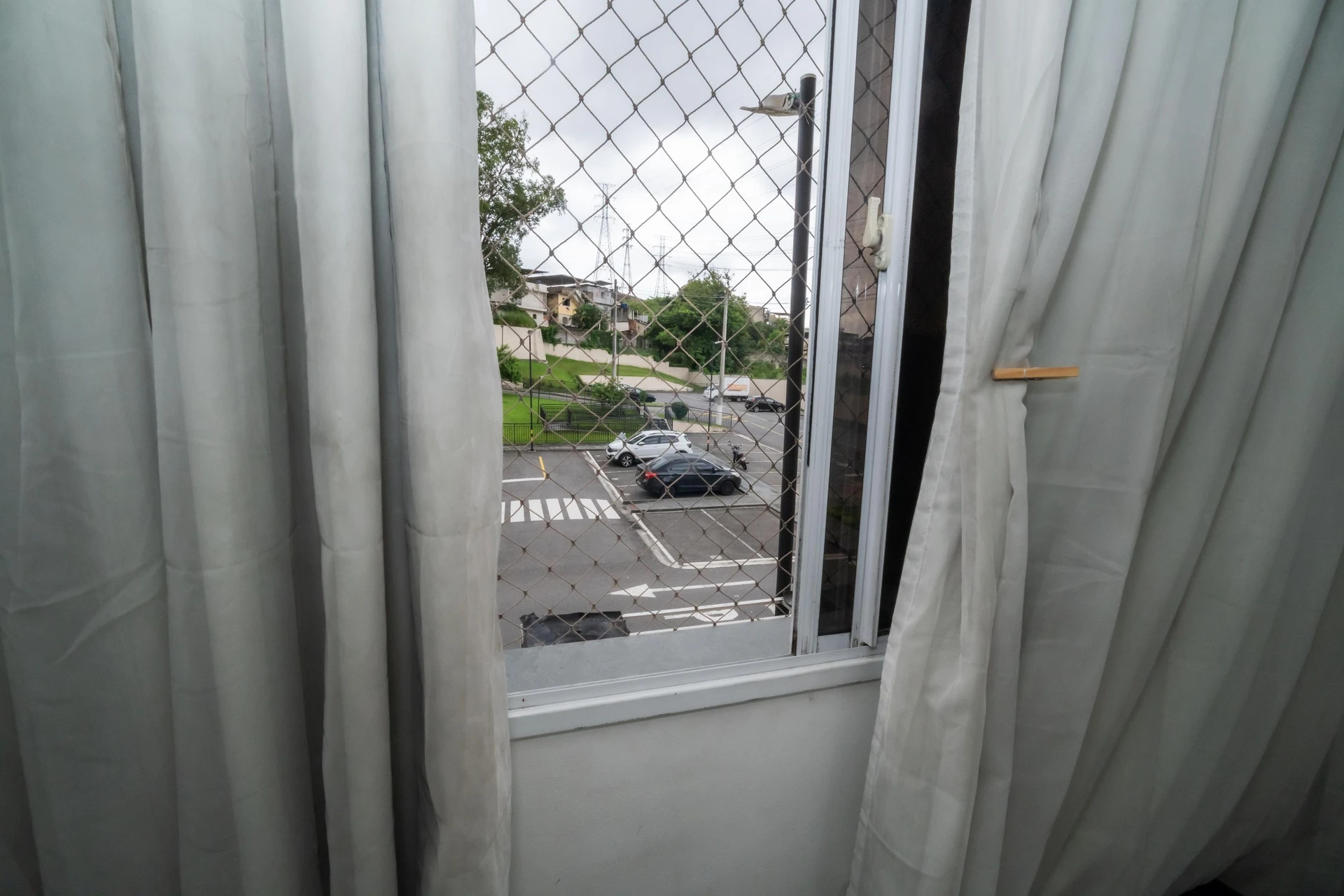 Furnished apartment, 48 m², with a grill on the balcony — photo 9
