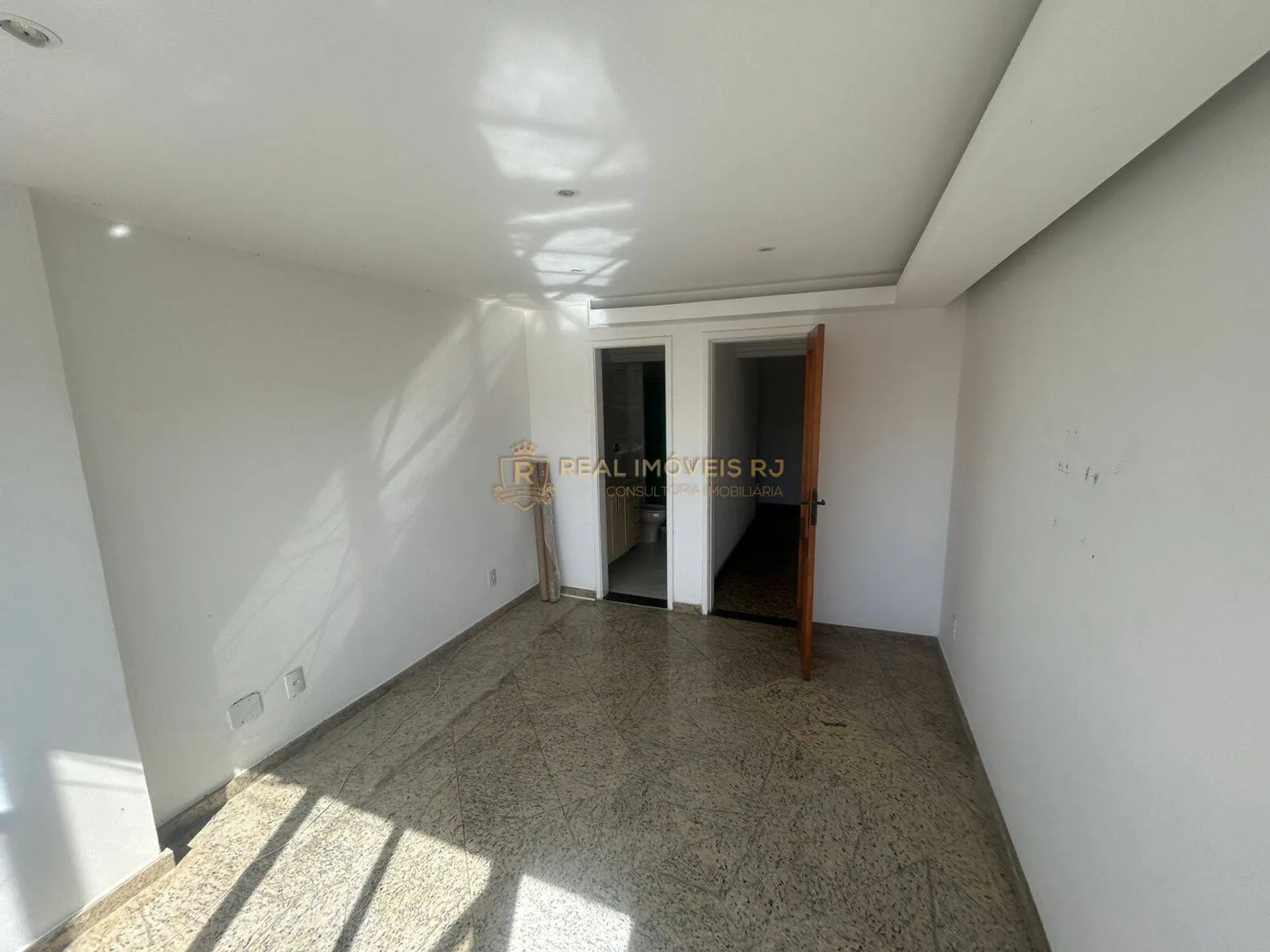 Cobertura duplex sem mobília com 3 quartos e 4 banheiros — photo 25