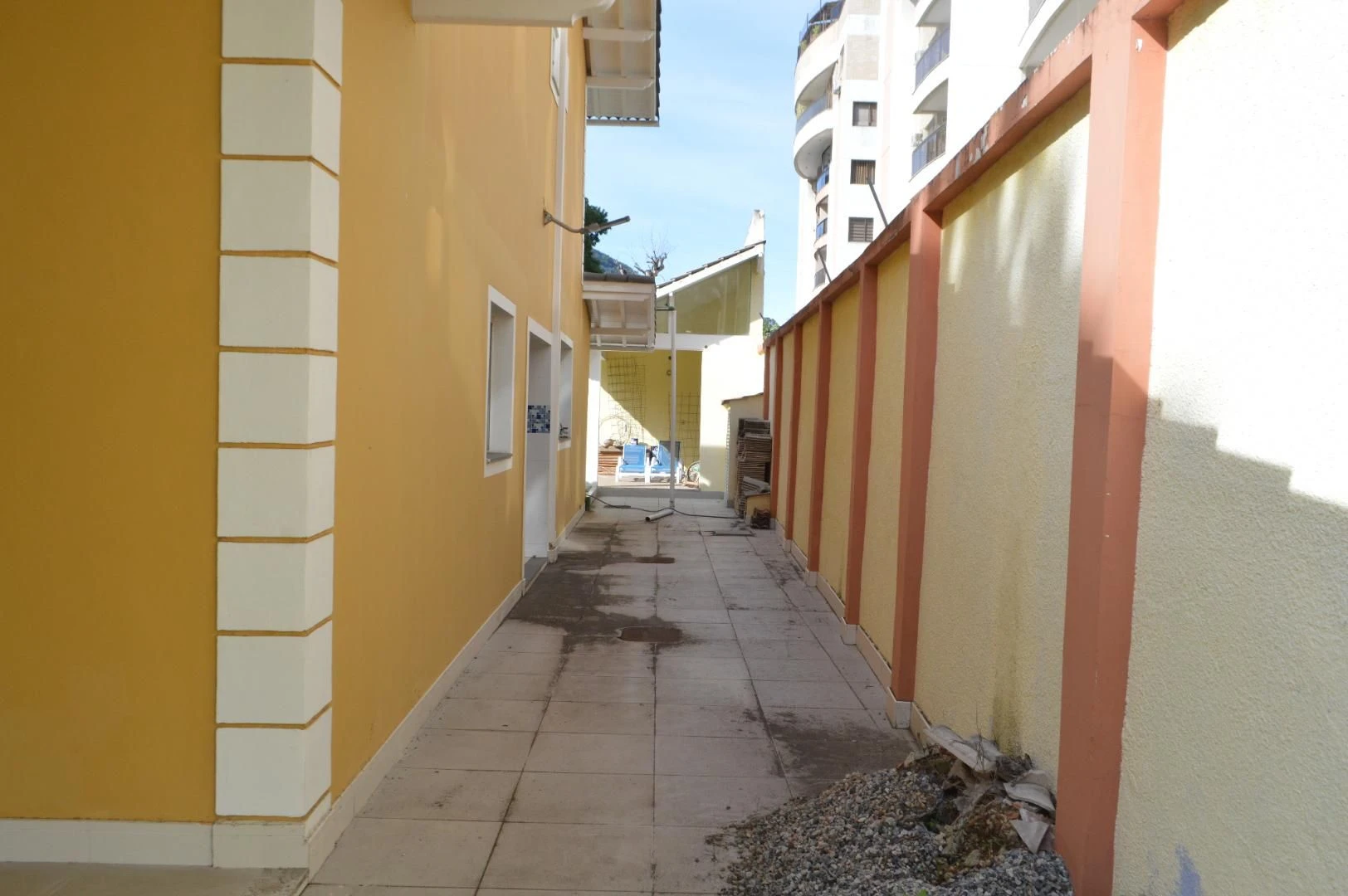 House, 362 m², with a jacuzzi — photo 91
