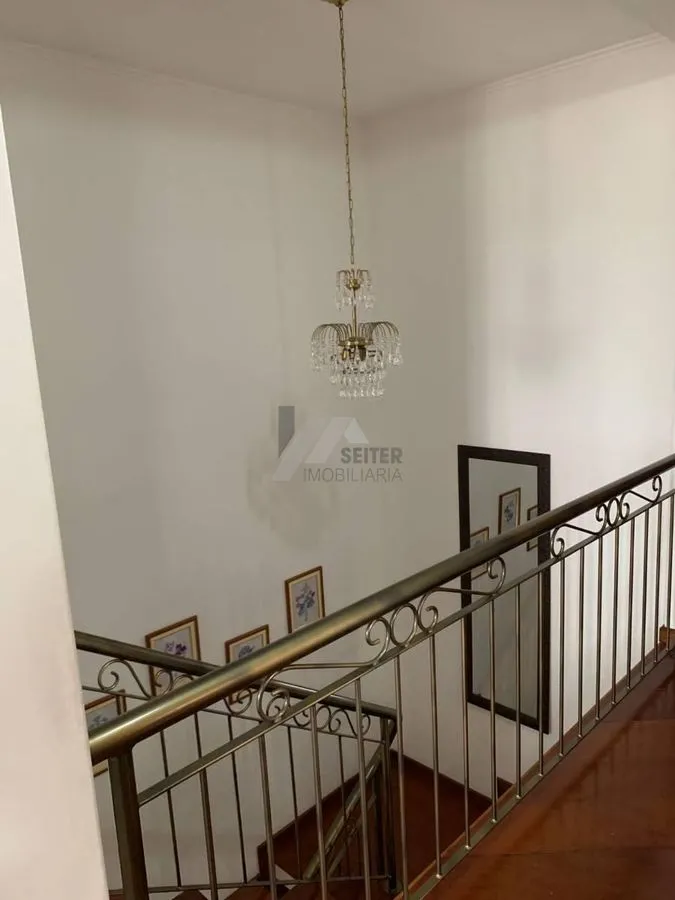 Furnished house with a workspace and 5 bedrooms — photo 35