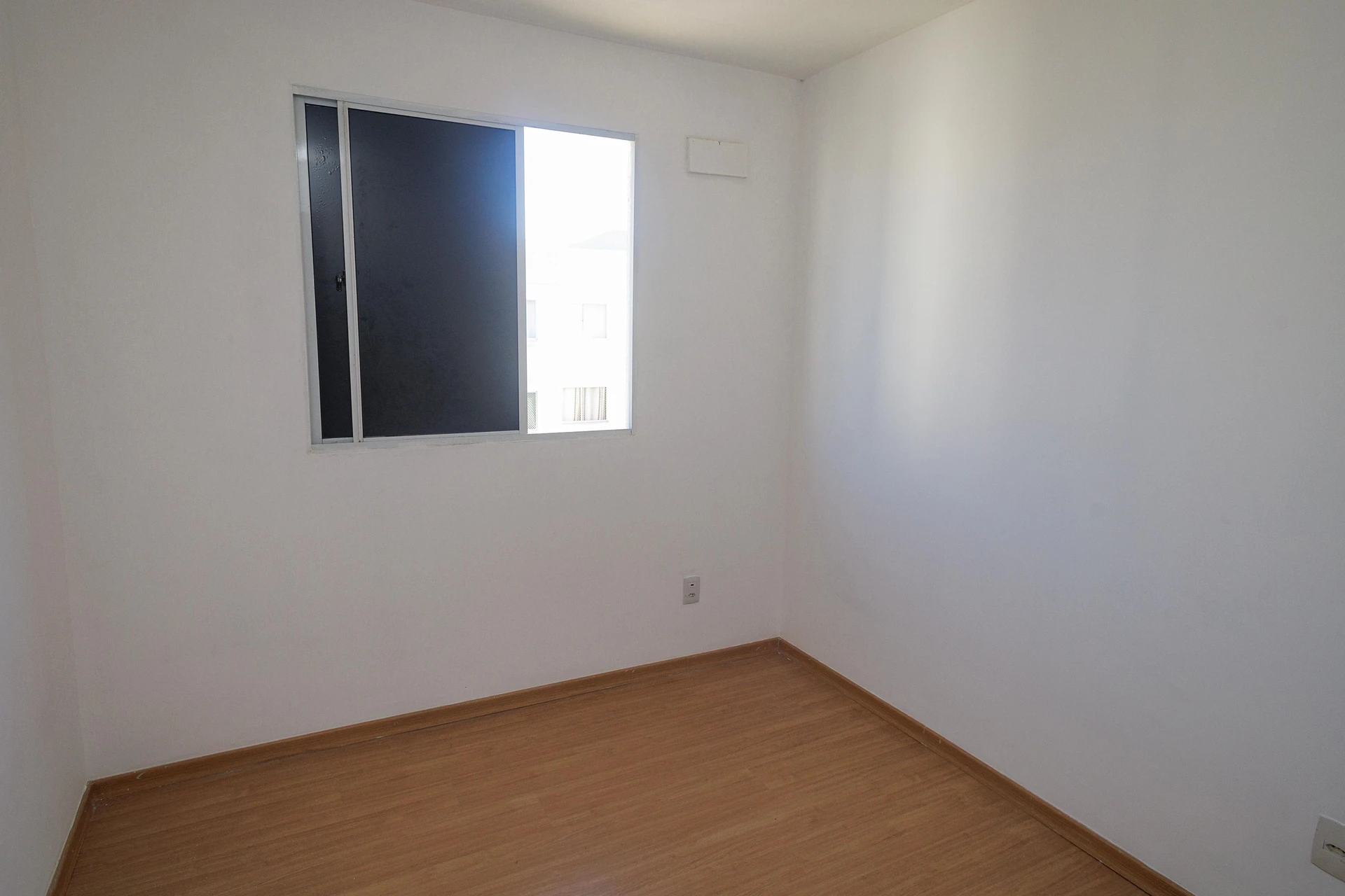 Unfurnished 2-bedroom rental apartment with 1 parking spot — photo 22