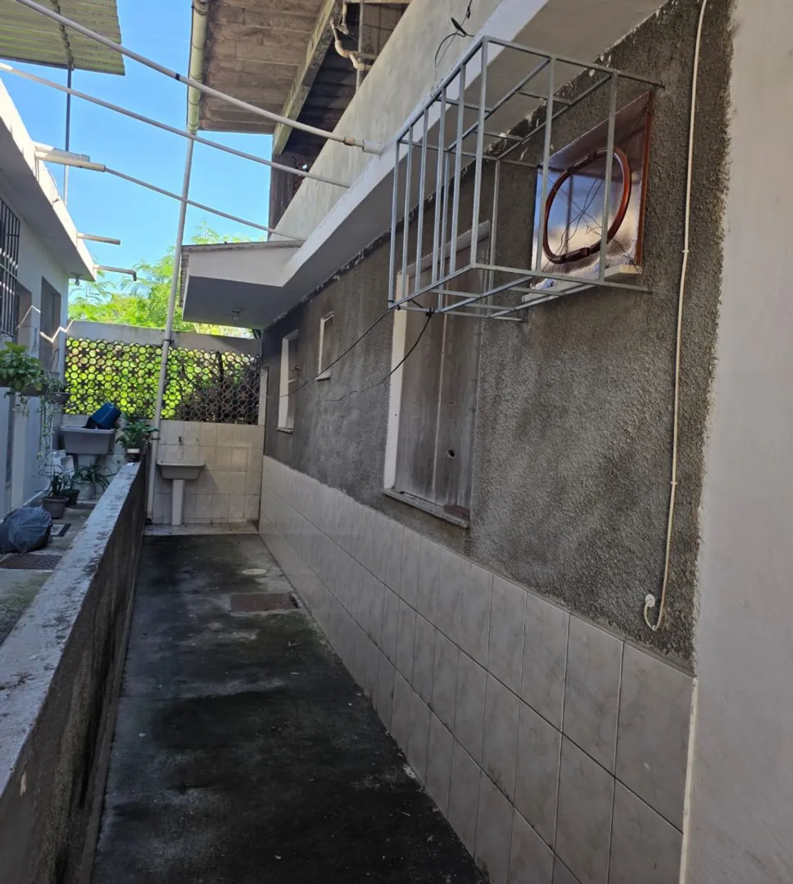 Unfurnished home with 1 parking spot and 1 bedroom — photo 11