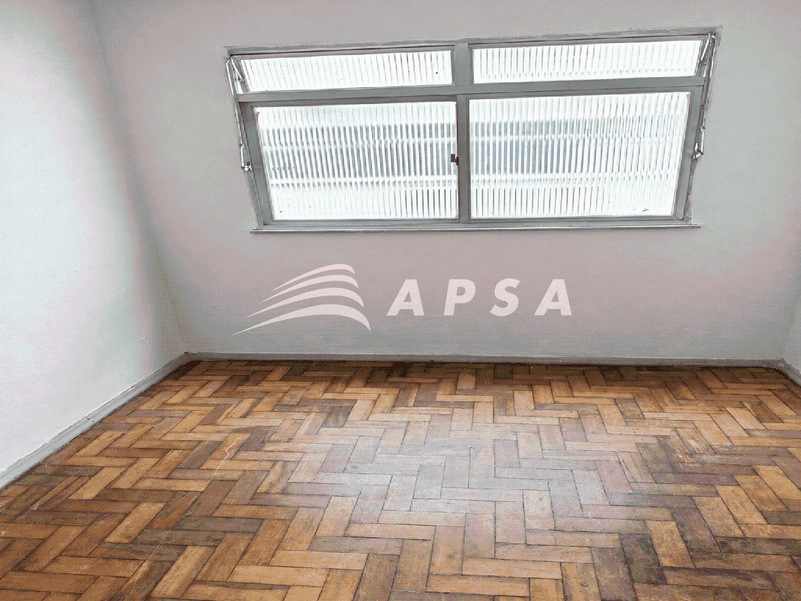 Apartment, 61 m², with wood or laminate floors — photo 18