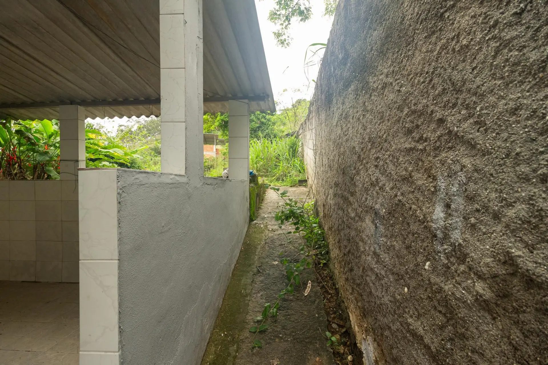 2-bedroom house with a garden in Rio de Janeiro — photo 13
