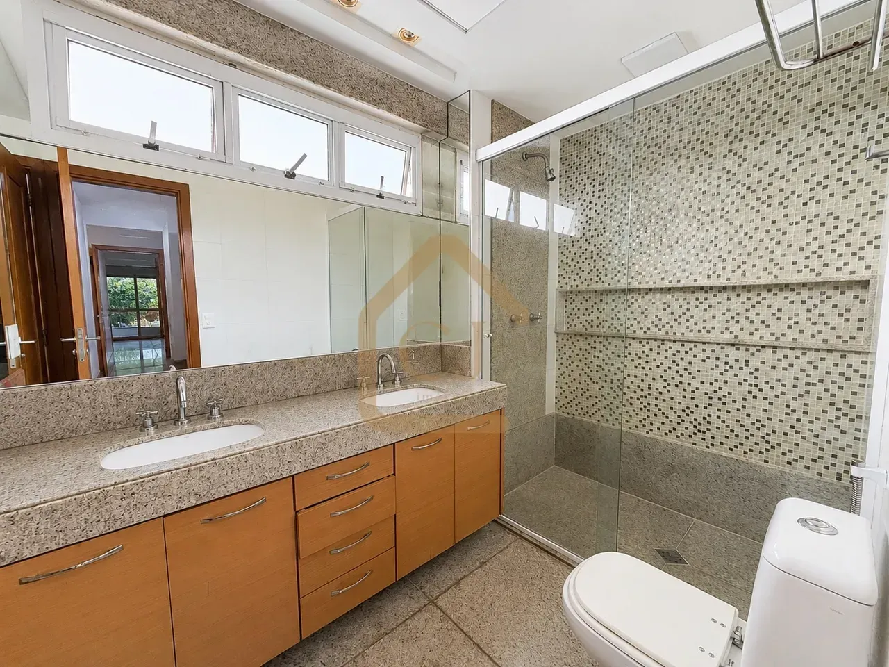 Furnished duplex penthouse 354 m² with 4 bedrooms — photo 17