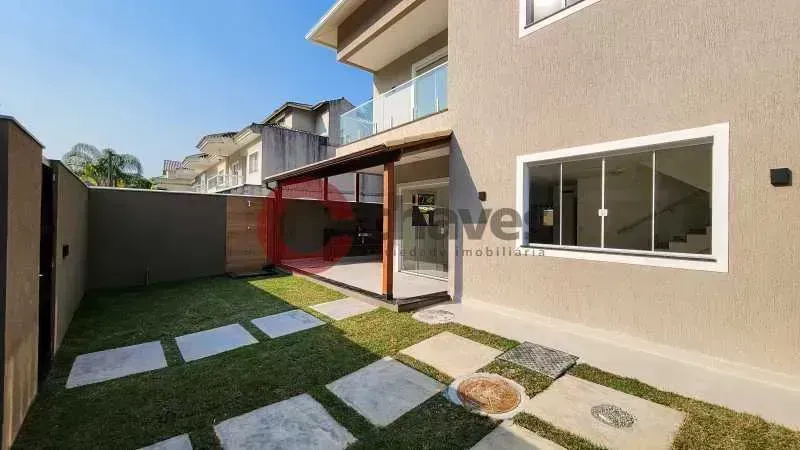 Casa com 4 quartos e 5 banheiros, cozinha integrada a gás — photo 16