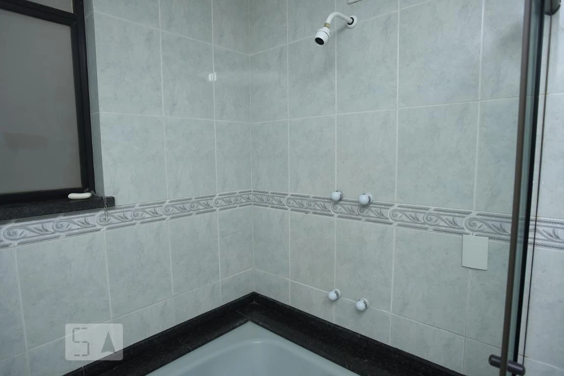 4-bedroom apartment (2 en-suite) with separate kitchen — photo 22